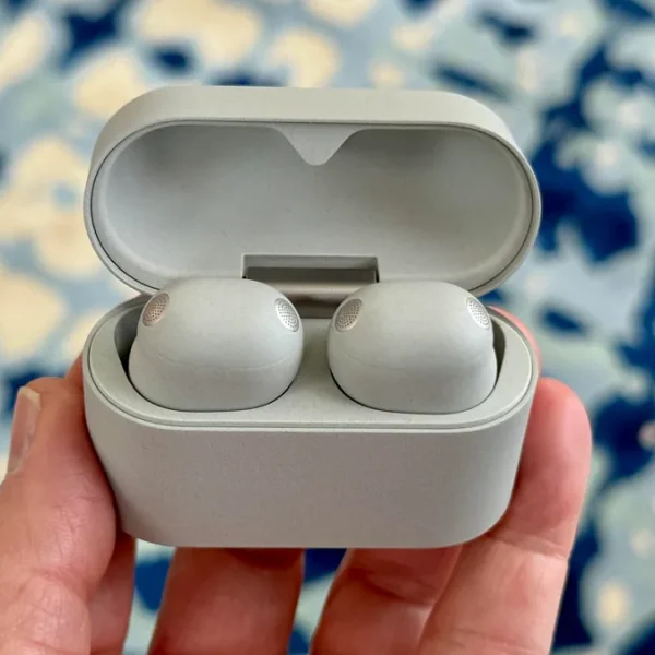 Best Wireless Earbuds Under 200 Dollars 2024 – Still Worth It in 2026? (Practical Buying Guide)